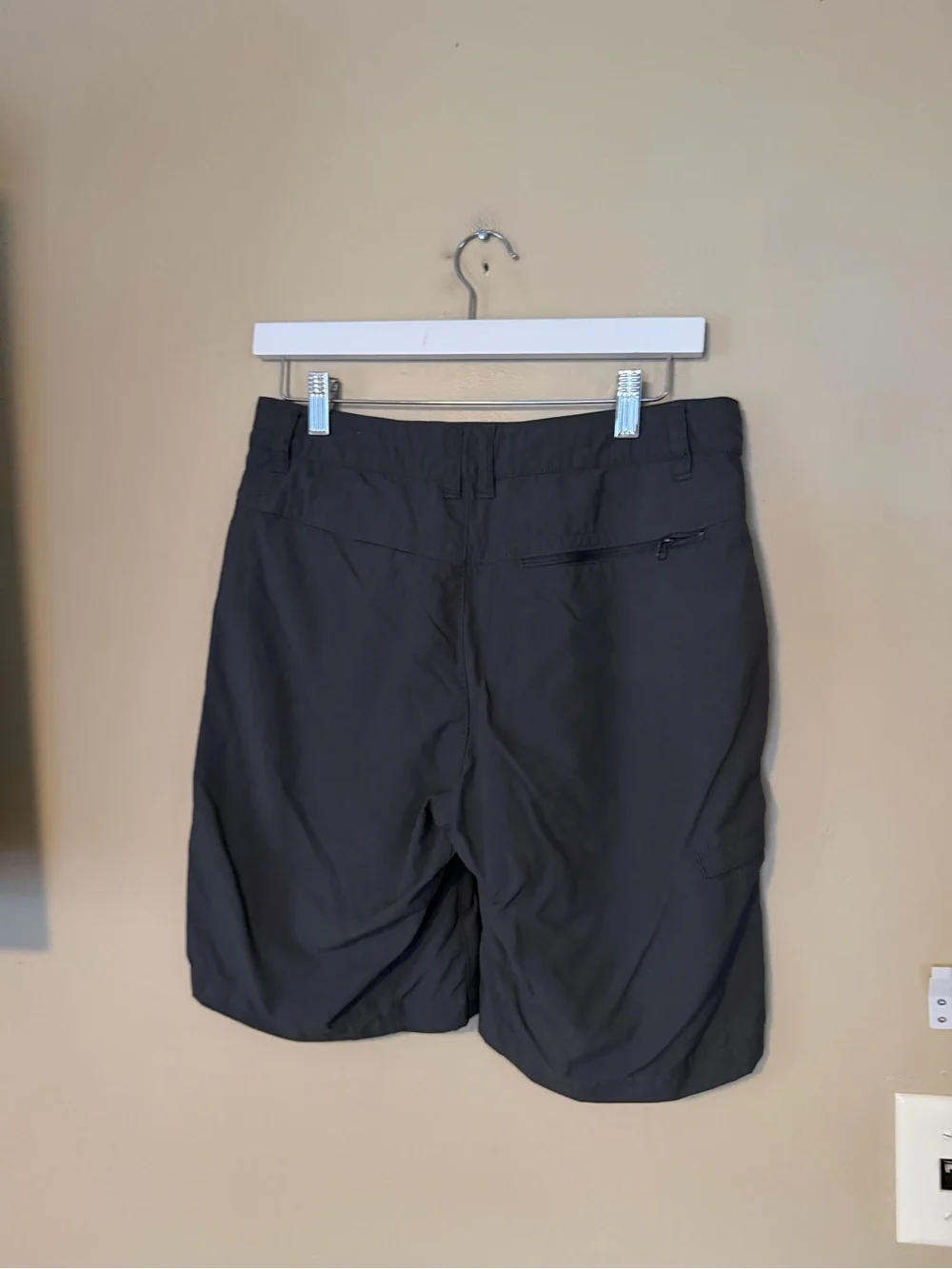 The North Face Men's Dark Gray Athletic Hiking Shorts